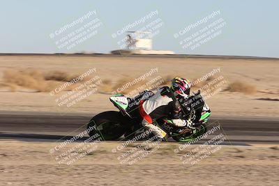 media/Nov-02-2025-CVMA (Sun) [[337aff29ab]]/Race 18-Supersport Middleweight/